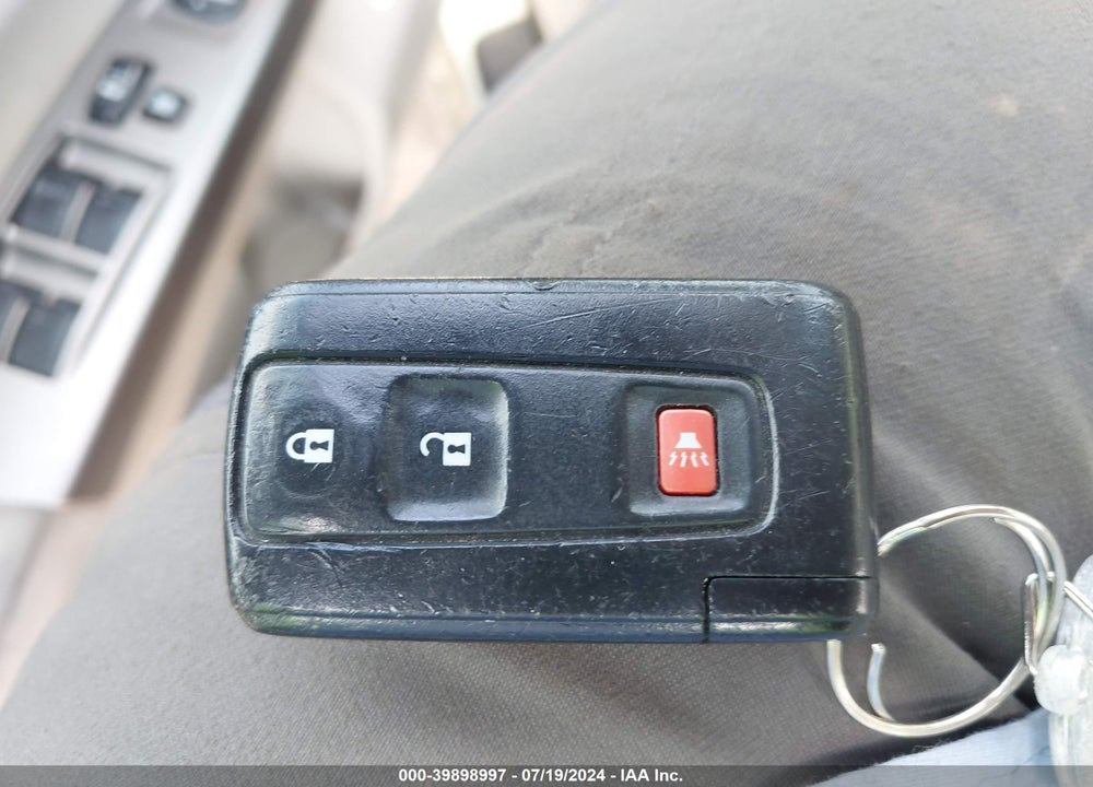 2008 TOYOTA PRIUS VIN: JTDKB20U883385822