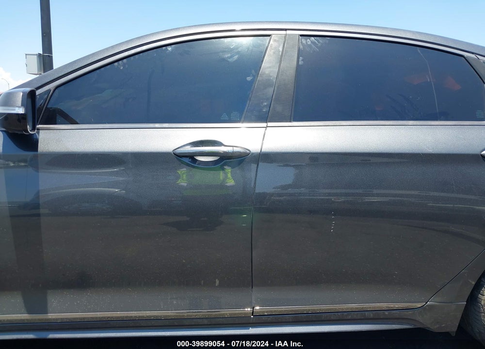 2019 GENESIS G80 3.8 VIN: KMTFN4JE3KU303154