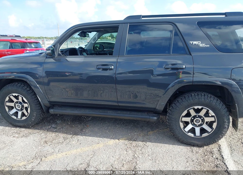 2024 TOYOTA 4RUNNER TRD OFF ROAD PREMIUM VIN: JTERU5JR5R6225672