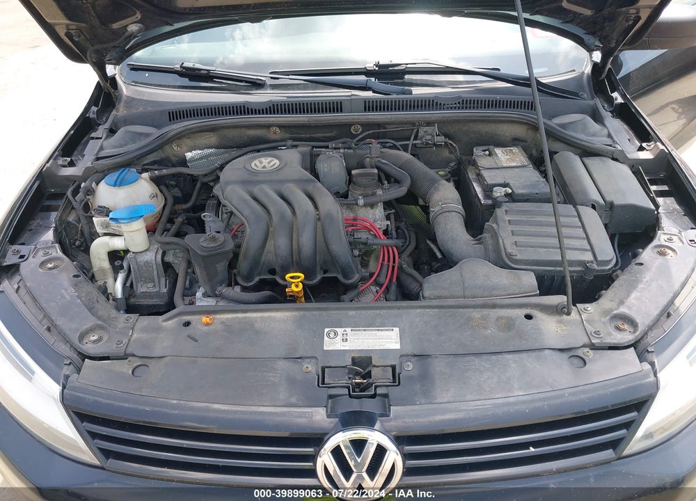 2012 VOLKSWAGEN JETTA 2.0L S VIN: 3VW2K7AJ2CM306120
