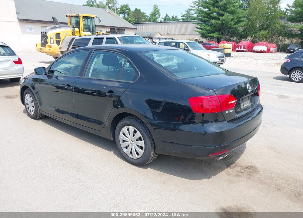 2012 VOLKSWAGEN JETTA 2.0L S VIN: 3VW2K7AJ2CM306120