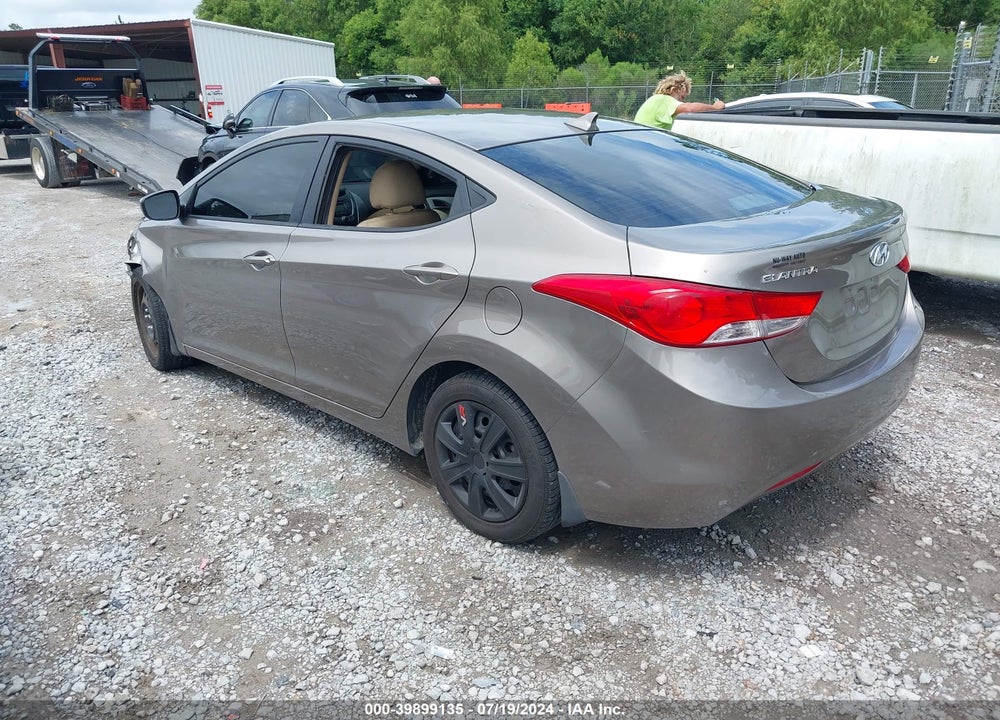 2013 HYUNDAI ELANTRA GLS VIN: 5NPDH4AE3DH216624