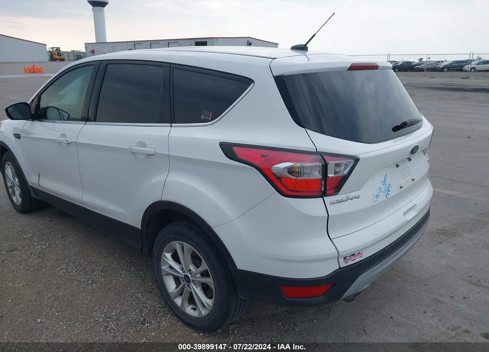 2017 FORD ESCAPE SE VIN: 1FMCU0G98HUA24150