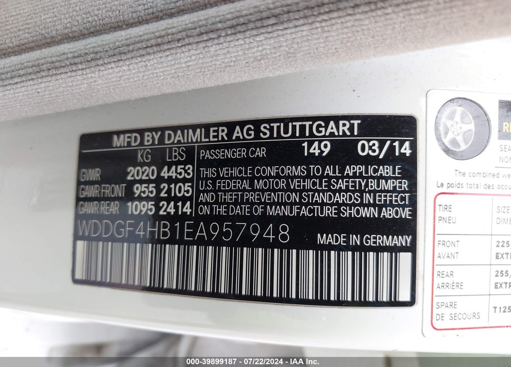 2014 MERCEDES-BENZ C 250 LUXURY/SPORT VIN: WDDGF4HB1EA957948
