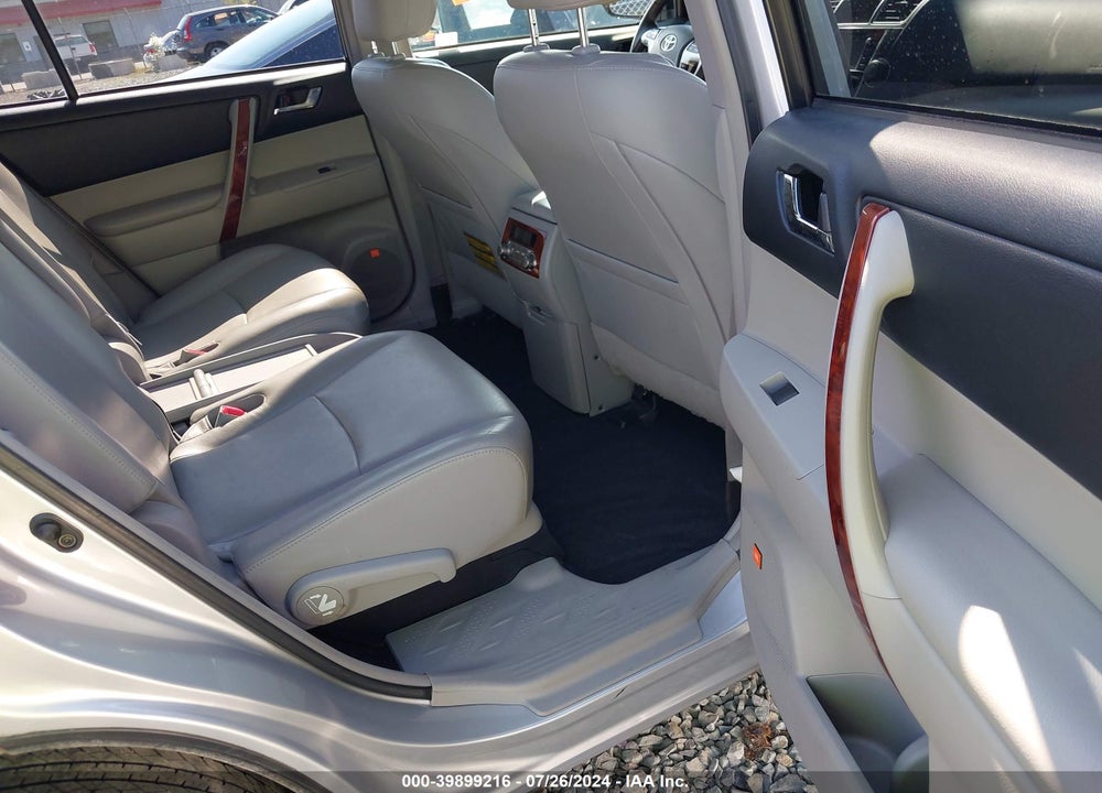 2013 TOYOTA HIGHLANDER HYBRID LIMITED V6 VIN: JTEDC3EH9D2016731