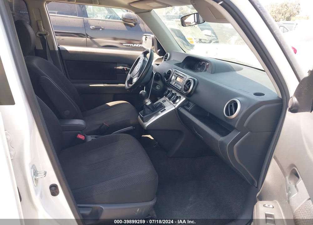 2010 SCION XB VIN: JTLZE4FE7A1101359