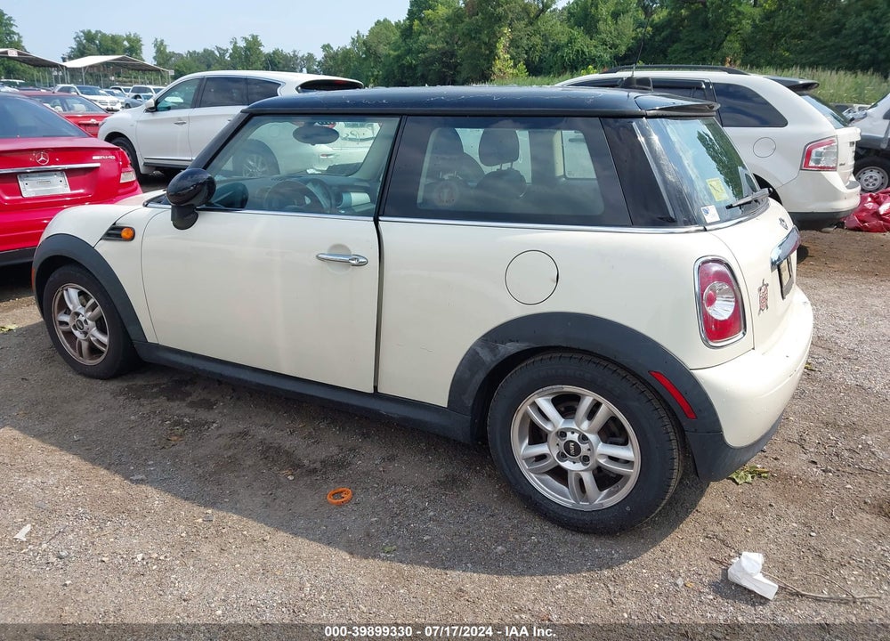 2012 MINI COOPER VIN: WMWSU3C58CT541917