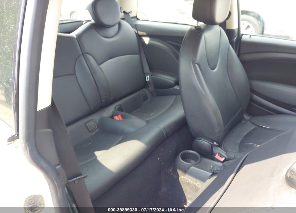 2012 MINI COOPER VIN: WMWSU3C58CT541917