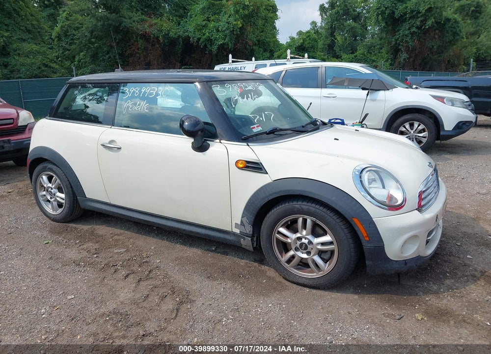 2012 MINI COOPER VIN: WMWSU3C58CT541917