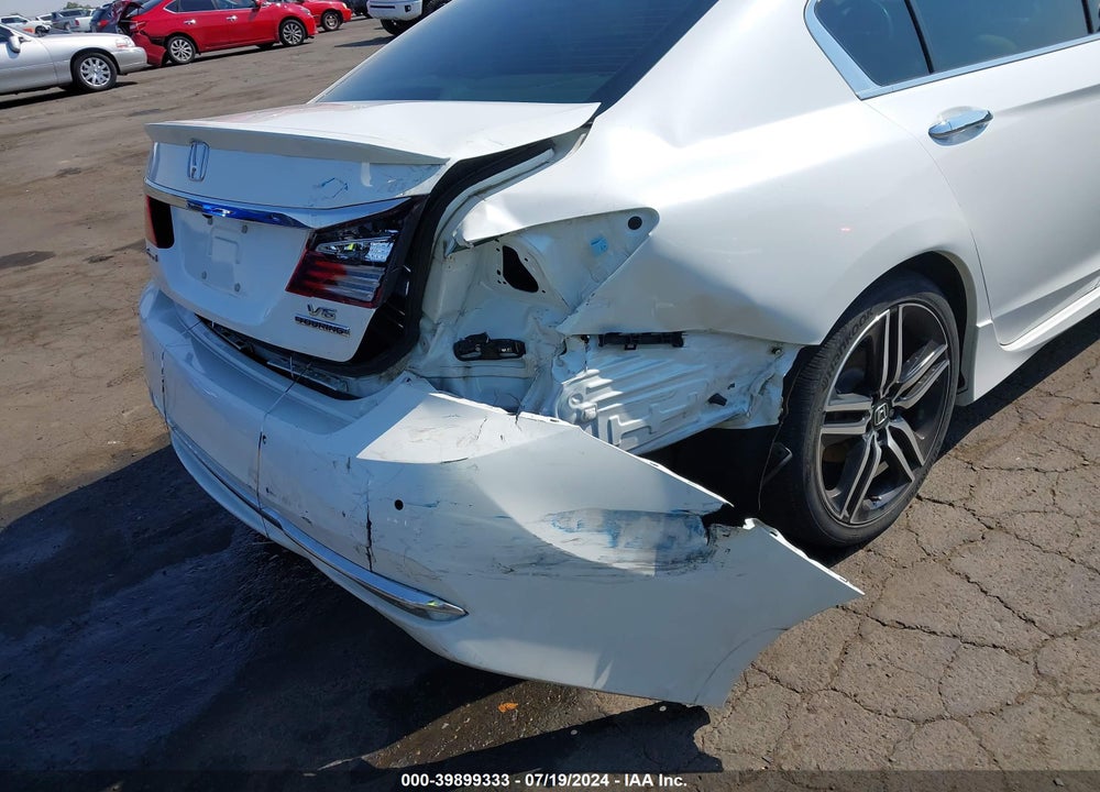 2016 HONDA ACCORD TOURING VIN: 1HGCR3F95GA026674