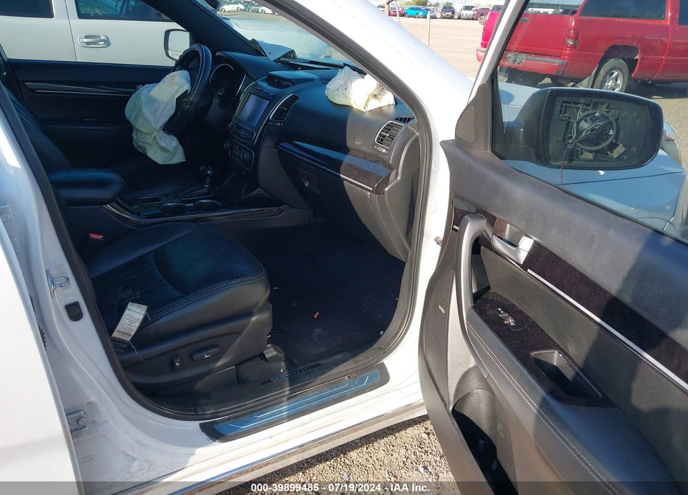 2015 KIA SORENTO LIMITED V6 VIN: 5XYKW4A71FG647830