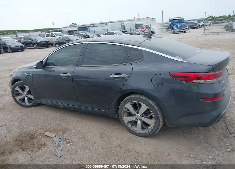 2019 KIA OPTIMA S VIN: 5XXGT4L34KG326419