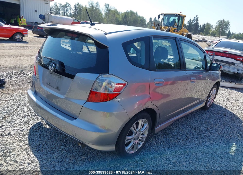 2010 HONDA FIT SPORT VIN: JHMGE8H49AC028934