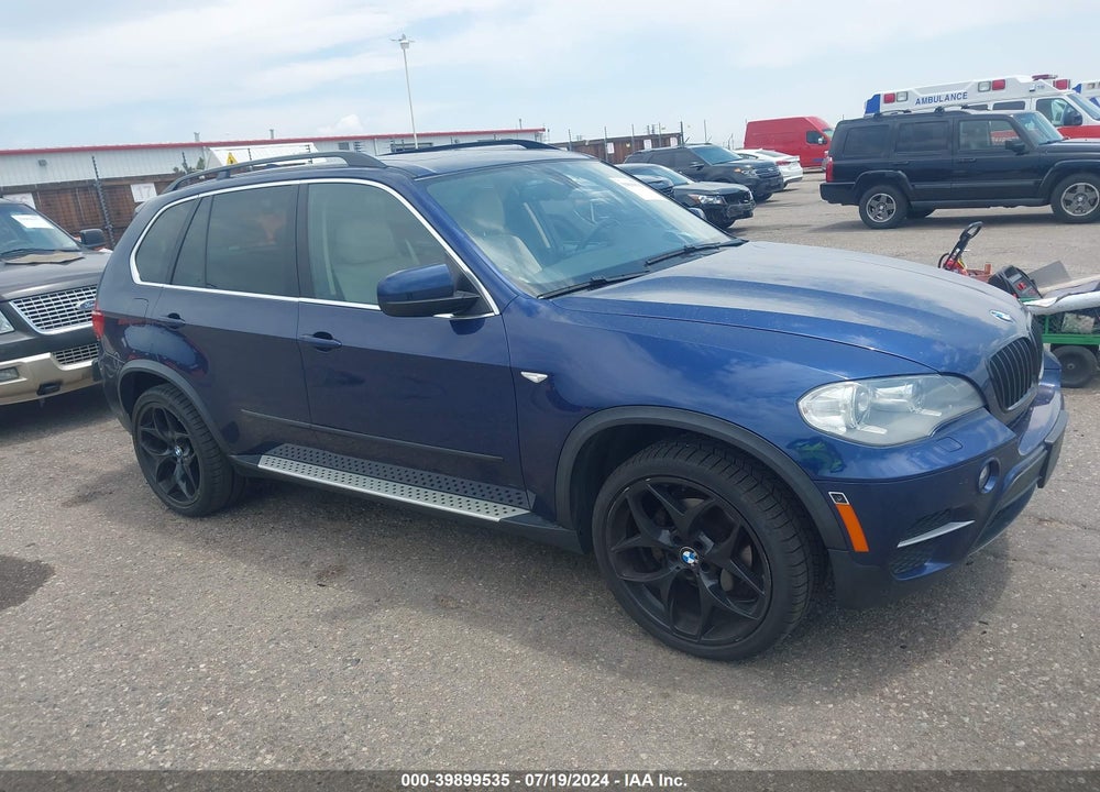 2013 BMW X5 XDRIVE35I/XDRIVE35I PREMIUM/XDRIVE35I SPORT ACTIVITY VIN: 5UXZV4C53D0E01640