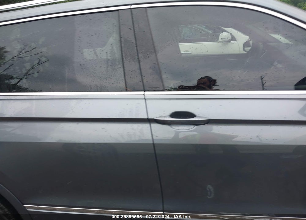 2022 VOLKSWAGEN TIGUAN 2.0T SEL R-LINE VIN: 3VV4B7AX6NM101808