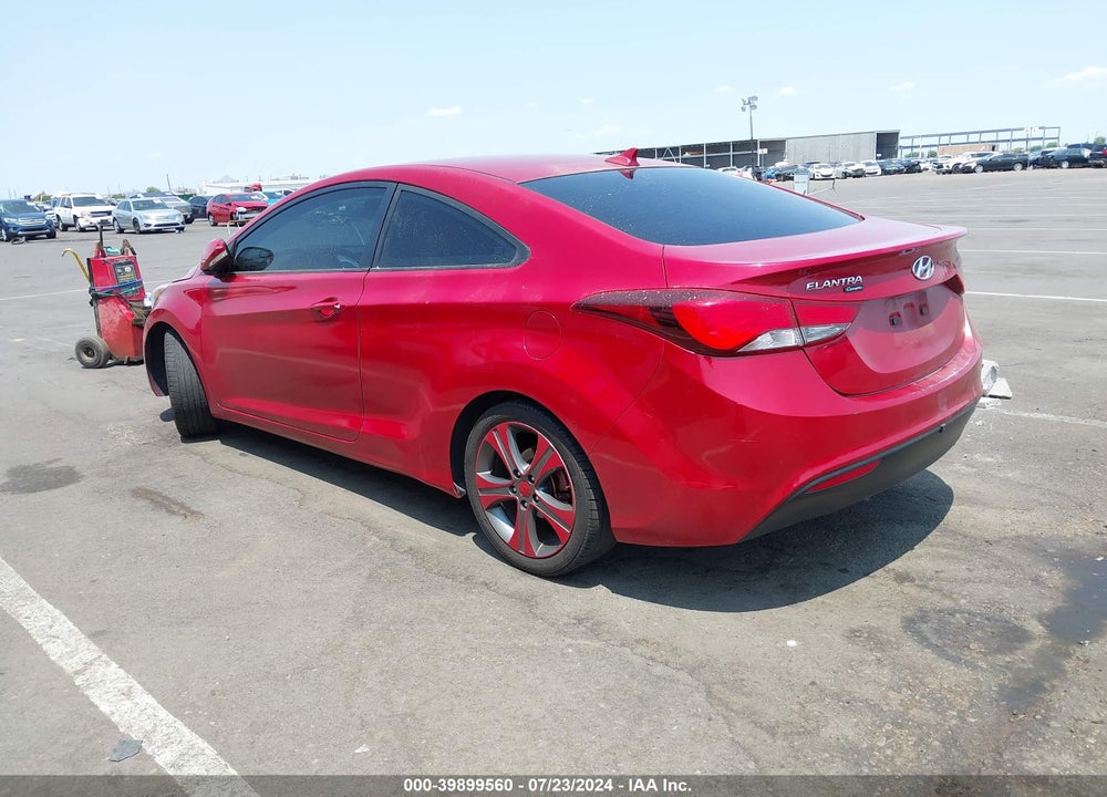 2014 HYUNDAI ELANTRA VIN: KMHDH6AH1EU024126