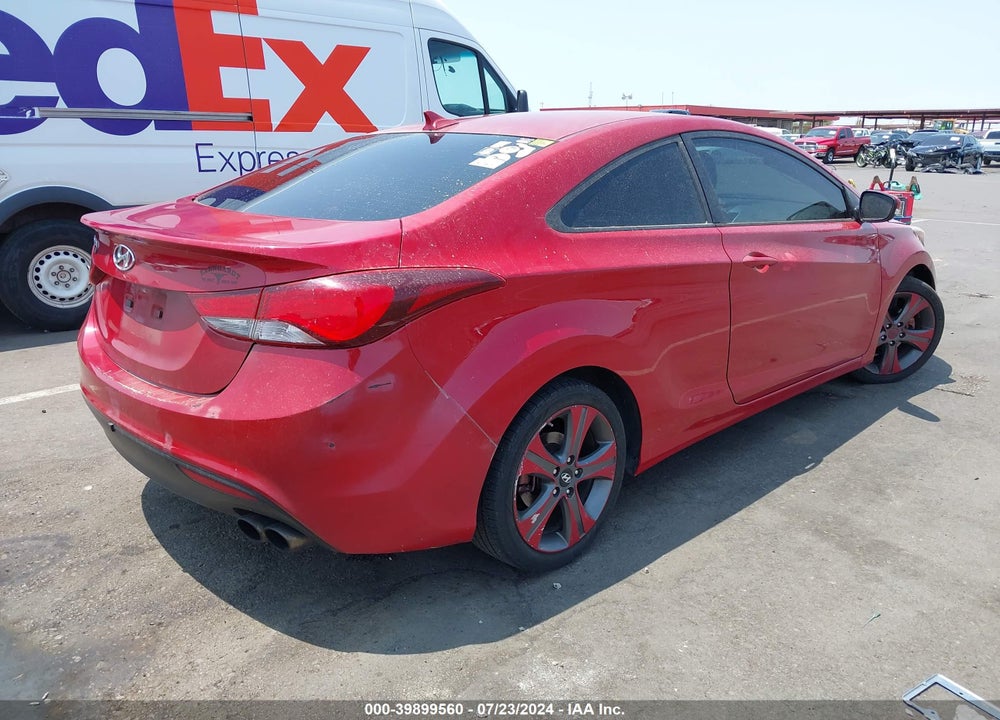 2014 HYUNDAI ELANTRA VIN: KMHDH6AH1EU024126