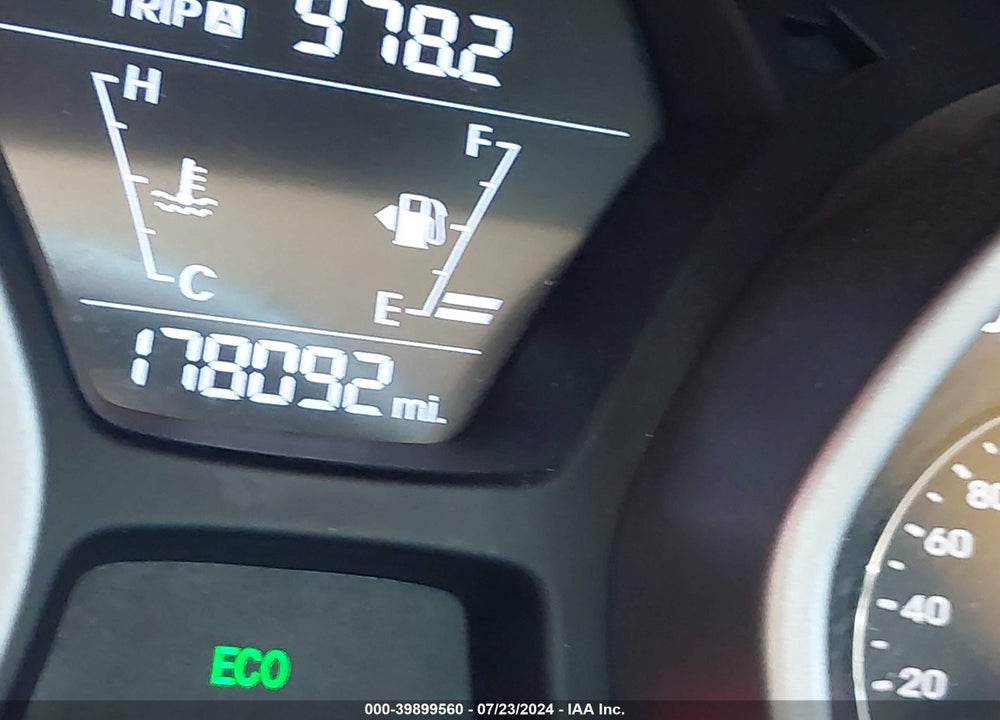 2014 HYUNDAI ELANTRA VIN: KMHDH6AH1EU024126