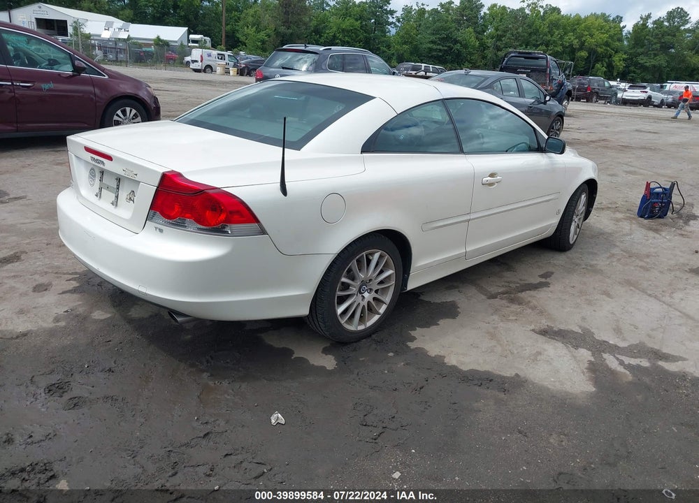 2007 VOLVO C70 T5 VIN: YV1MC68297J013622