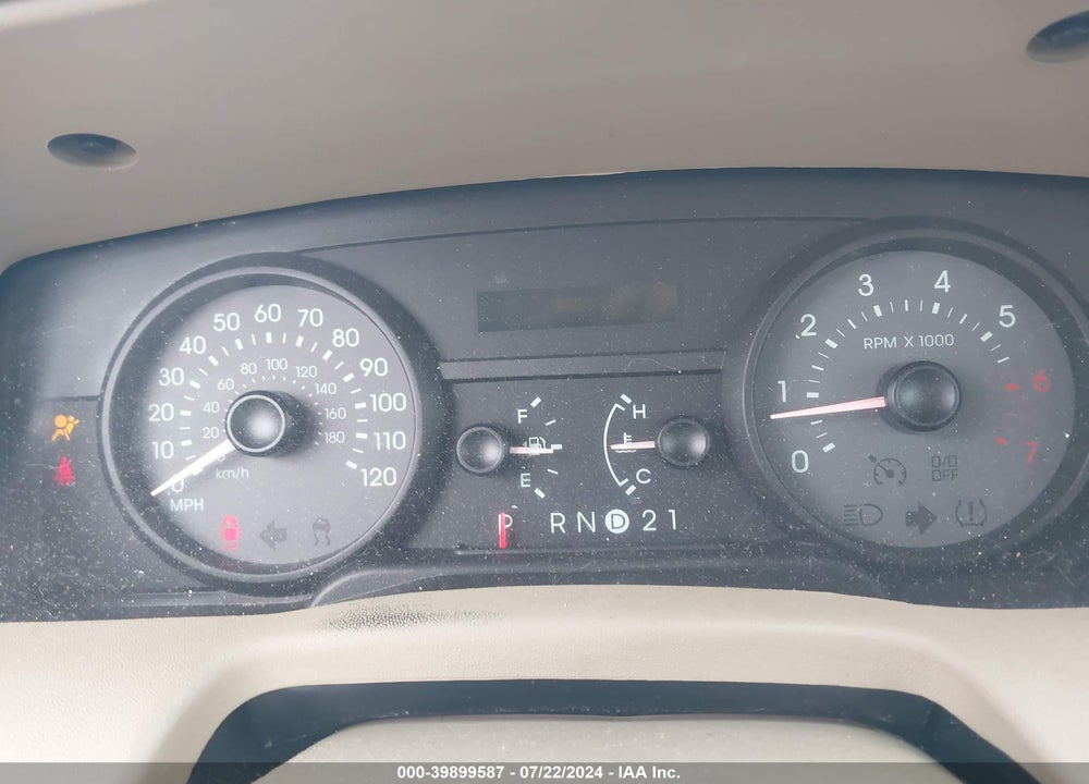 2008 MERCURY GRAND MARQUIS GS VIN: 2MEFM74V38X608538
