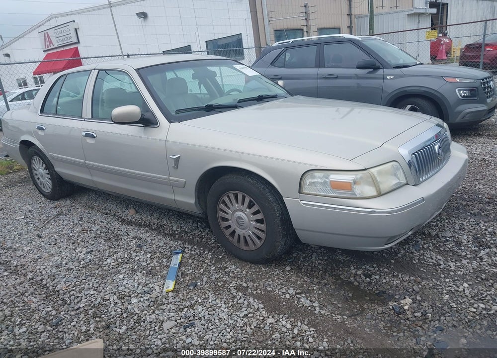 2008 MERCURY GRAND MARQUIS GS VIN: 2MEFM74V38X608538