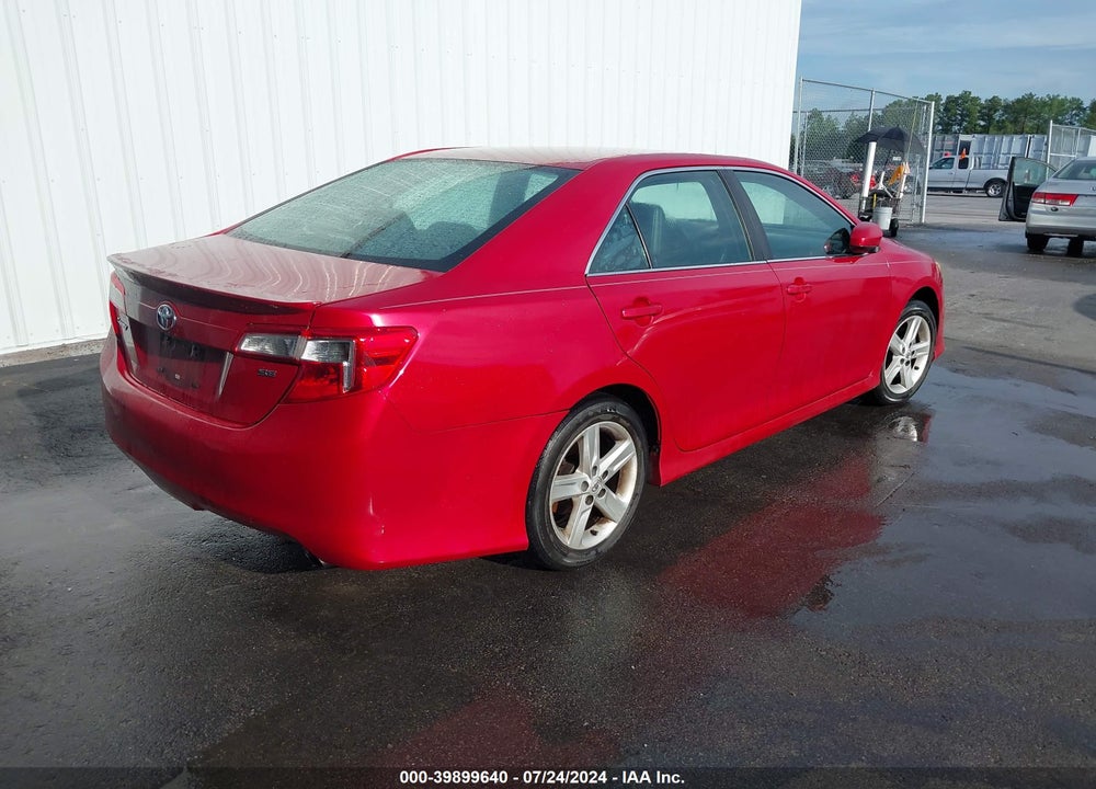 2014 TOYOTA CAMRY SE VIN: 4T1BF1FK4EU753645