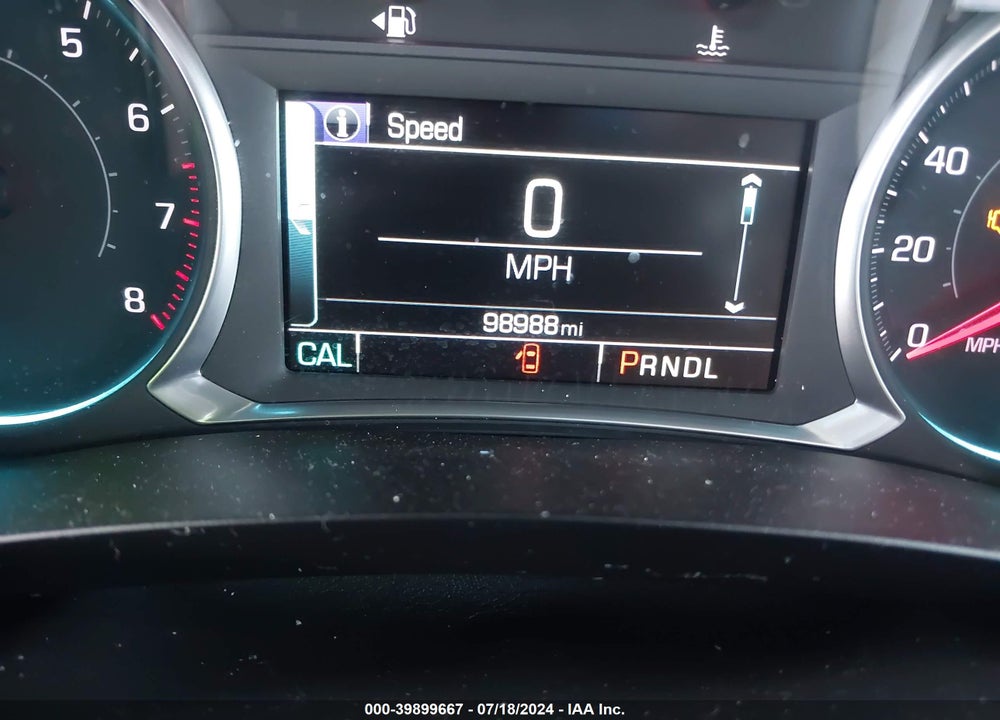 2018 CHEVROLET TRAVERSE 1LT VIN: 1GNERGKW8JJ236887