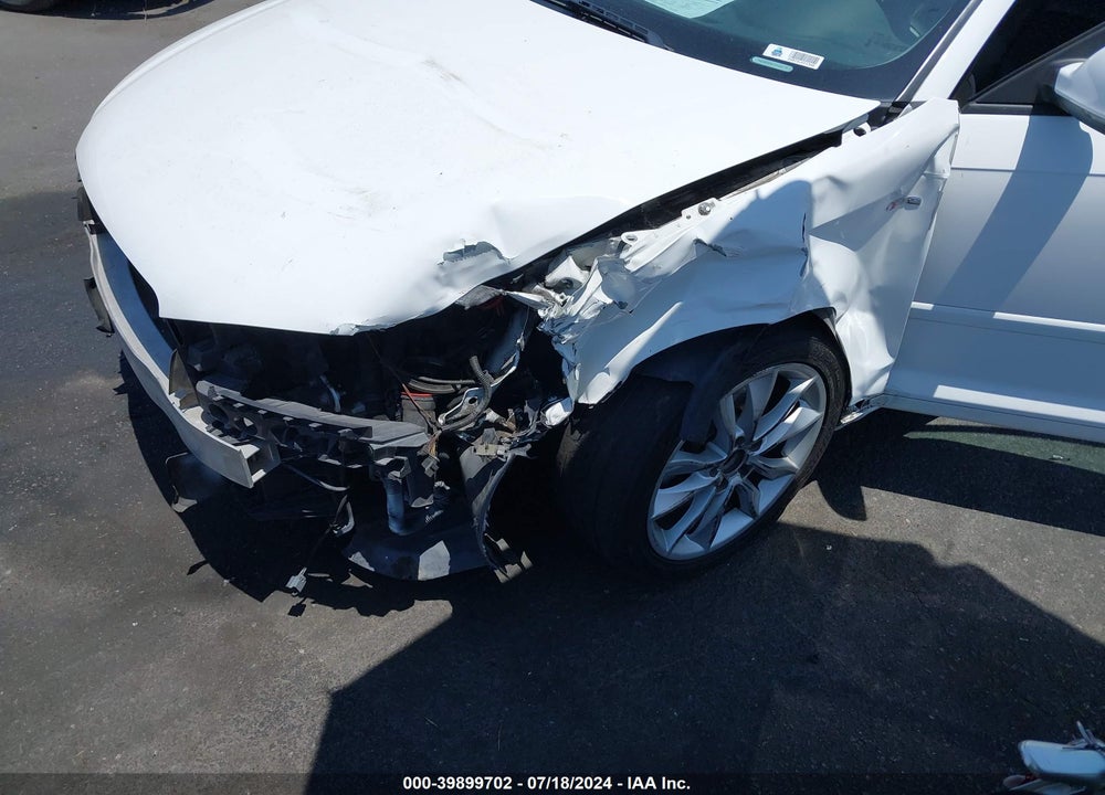 2012 AUDI A3 2.0T PREMIUM VIN: WAUBEAFM7CA080175