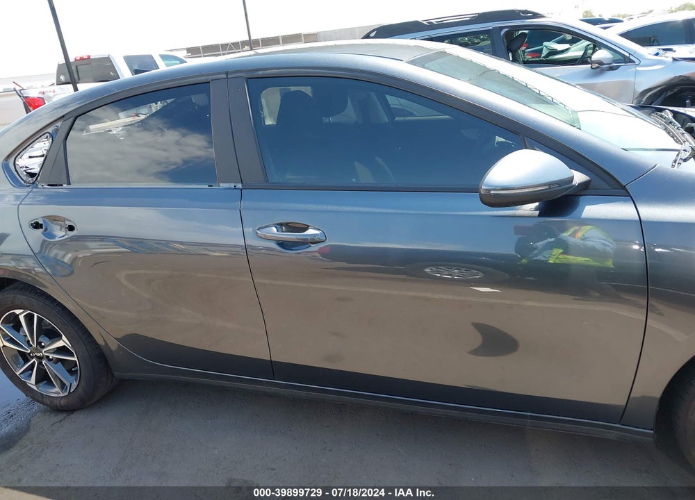 2024 KIA FORTE LXS VIN: 3KPF24AD2RE772372