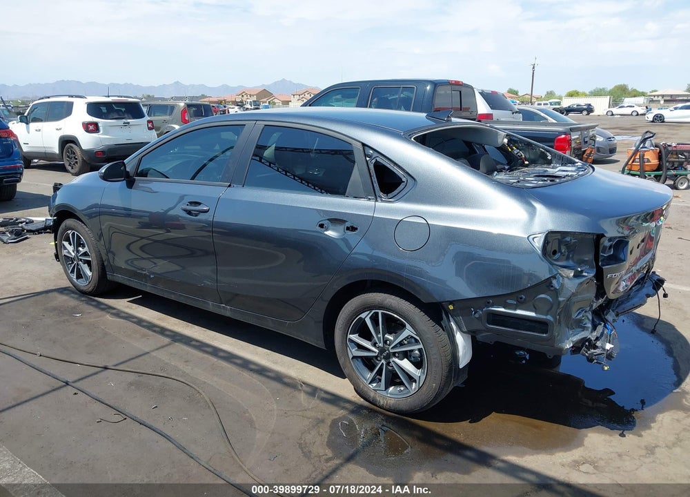 2024 KIA FORTE LXS VIN: 3KPF24AD2RE772372