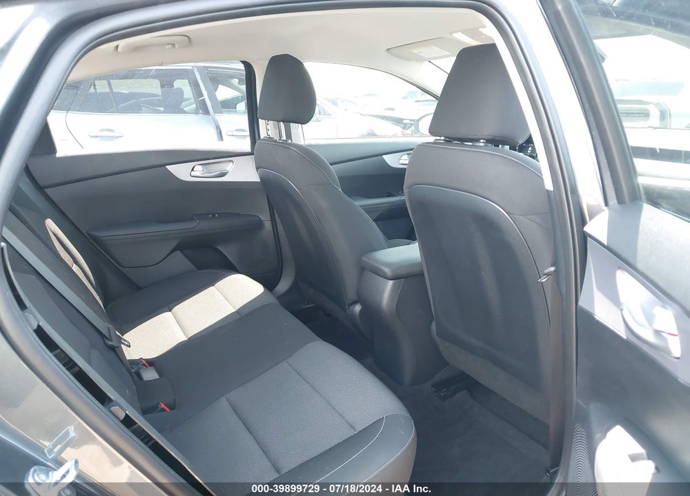 2024 KIA FORTE LXS VIN: 3KPF24AD2RE772372