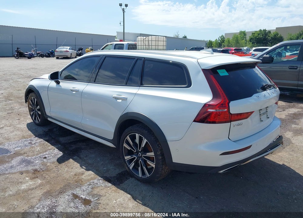 2020 VOLVO V60 CROSS COUNTRY T5 VIN: YV4102WK2L1038110