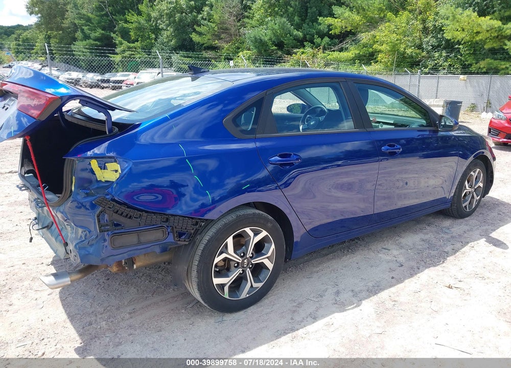 2021 KIA FORTE LXS VIN: 3KPF24AD7ME385213