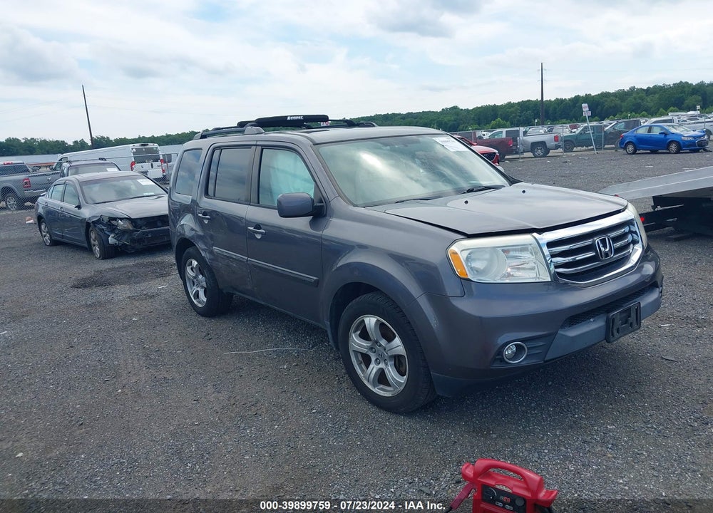 2015 HONDA PILOT EX-L VIN: 5FNYF4H56FB058732