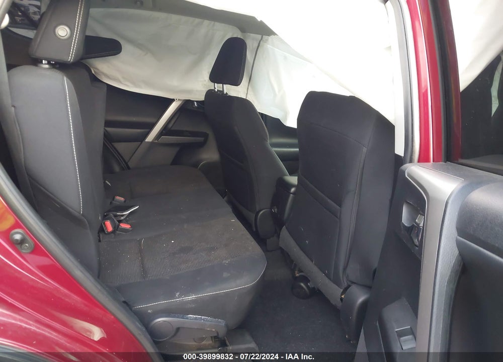 2018 TOYOTA RAV4 XLE VIN: 2T3WFREV5JW433876
