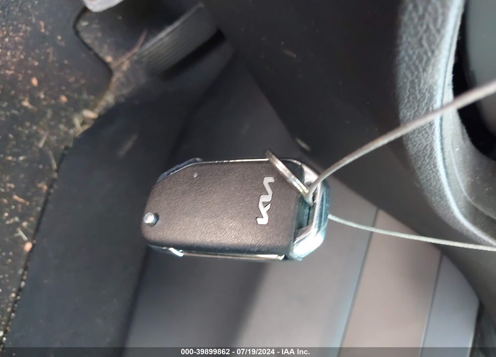 2022 KIA SOUL LX VIN: KNDJ23AU8N7803221