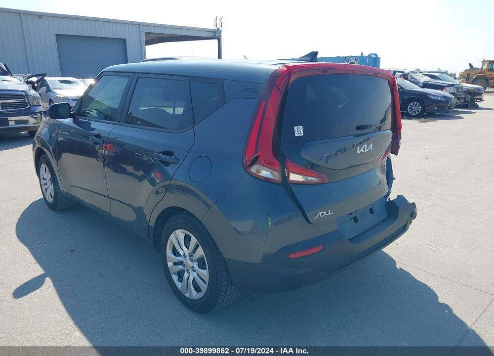 2022 KIA SOUL LX VIN: KNDJ23AU8N7803221