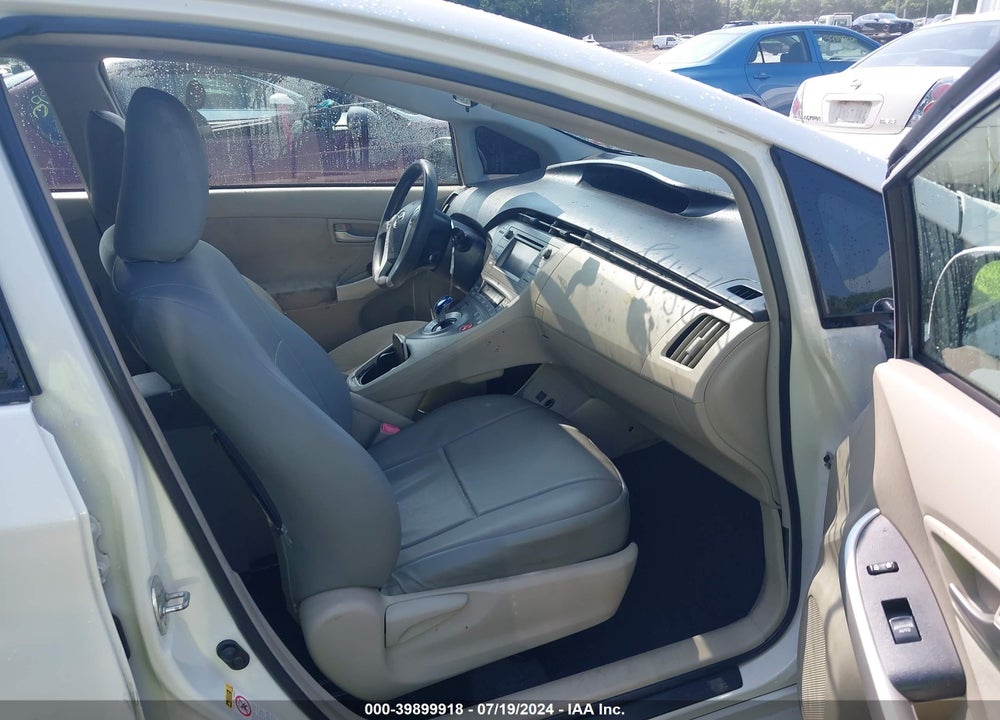 2013 TOYOTA PRIUS TWO VIN: JTDKN3DUXD1629564