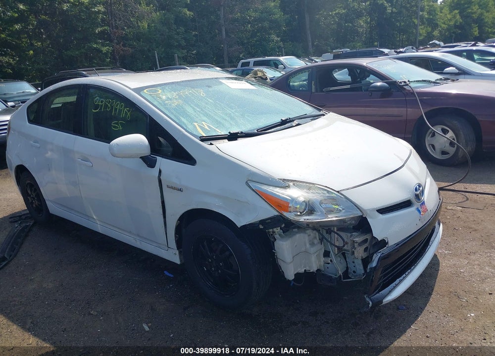 2013 TOYOTA PRIUS TWO VIN: JTDKN3DUXD1629564