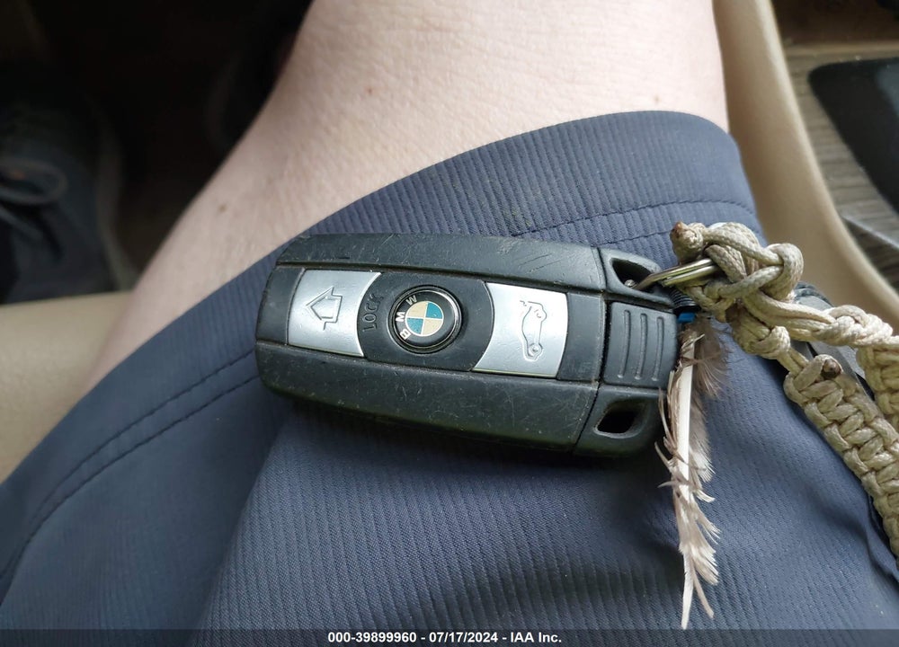 2015 BMW X1 XDRIVE28I VIN: WBAVL1C53FVY32239