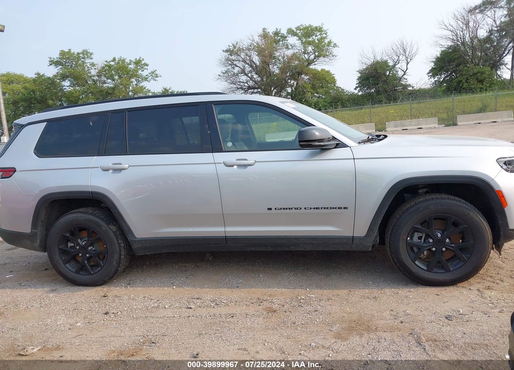 2024 JEEP GRAND CHEROKEE L ALTITUDE 4X4 VIN: 1C4RJKAG3R8549265