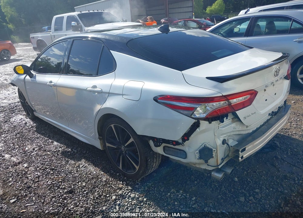2019 TOYOTA CAMRY XSE VIN: 4T1B61HK5KU266303