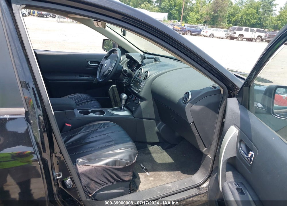 2015 NISSAN ROGUE SELECT S VIN: JN8AS5MV0FW261513