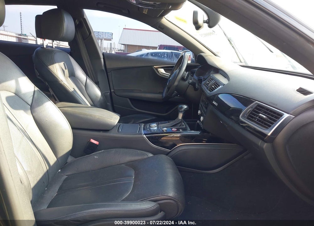 2013 AUDI S7 4.0T PRESTIGE VIN: WAUW2AFC2DN106001