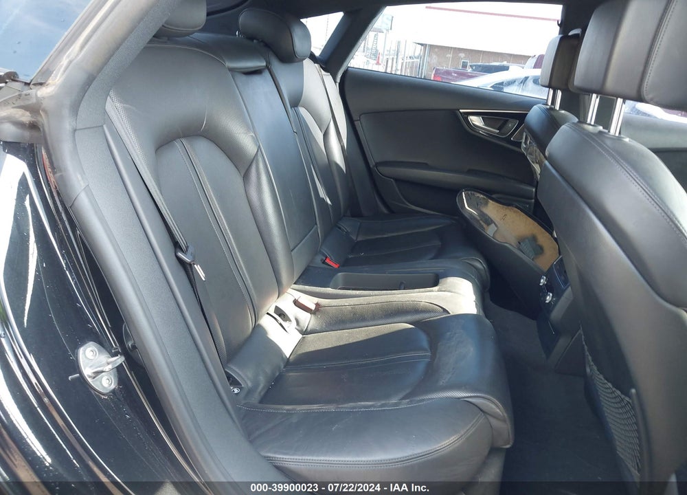 2013 AUDI S7 4.0T PRESTIGE VIN: WAUW2AFC2DN106001