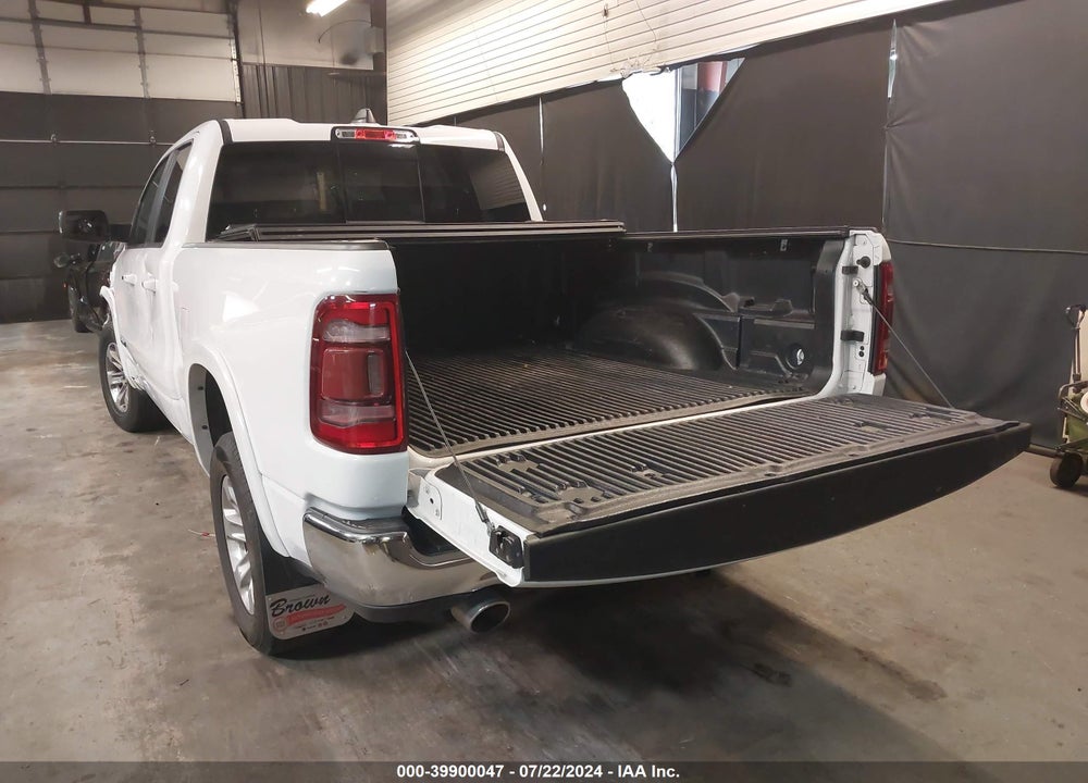 2020 RAM 1500 LAIE QUAD CAB 4X4 6'4 BOX VIN: 1C6SRFDT8LN303838