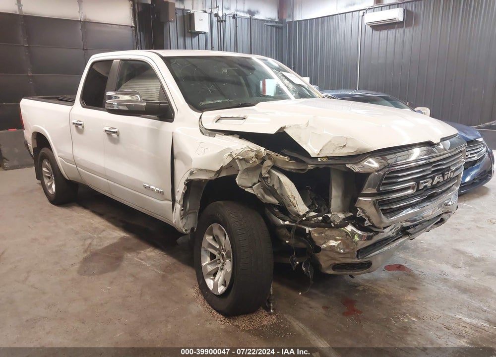 2020 RAM 1500 LAIE QUAD CAB 4X4 6'4 BOX VIN: 1C6SRFDT8LN303838