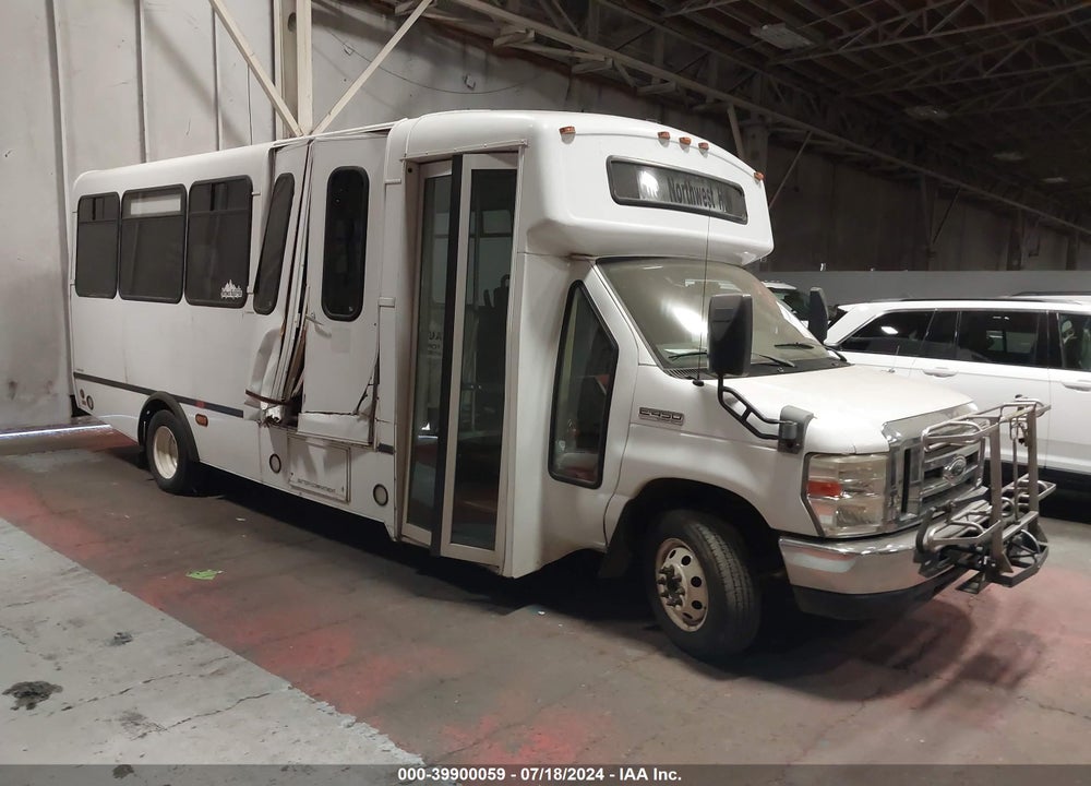2009 FORD E-450 CUTAWAY VIN: 1FDFE45S59DA29718