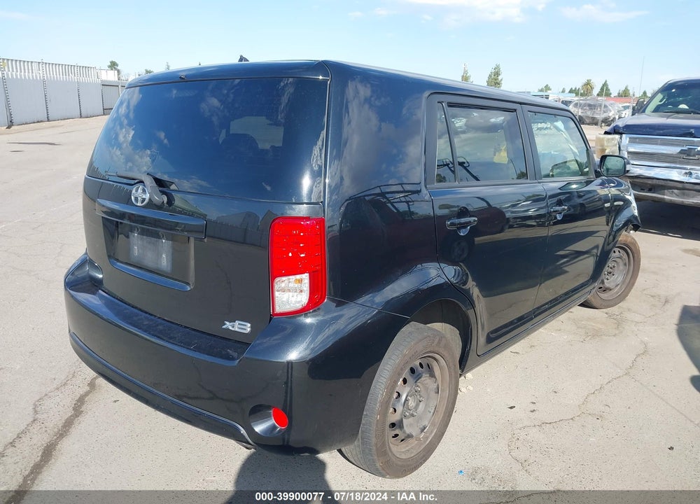 2014 SCION XB VIN: JTLZE4FEXEJ058688