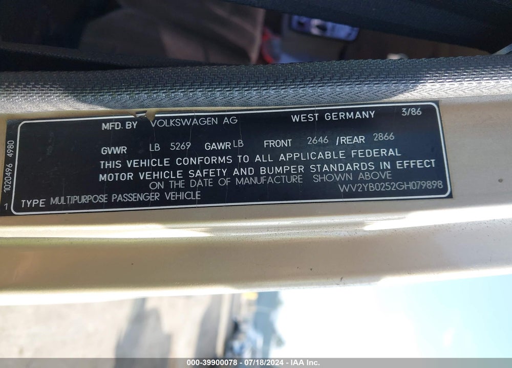 1986 VOLKSWAGEN VANAGON BUS VIN: WV2YB0252GH079898